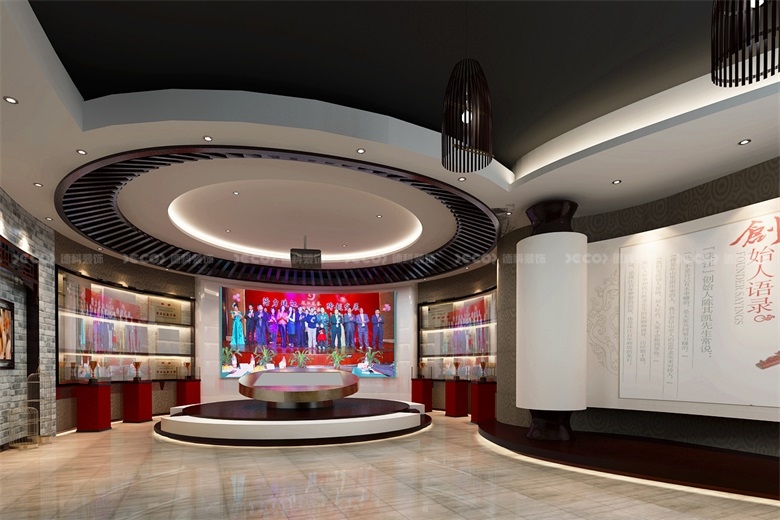 在展館設計中，如何利用藝術元素來增強展示效果？