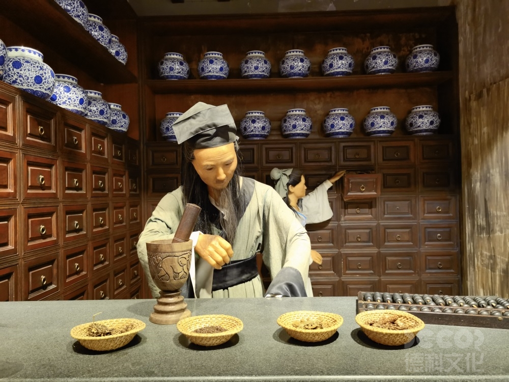 復古文化館展館裝修如何選擇合適的復古風格畫框？